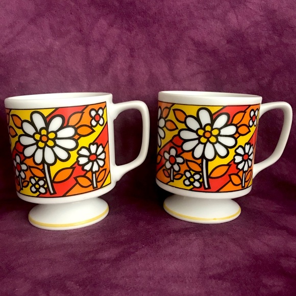 Other - Vintage Japan Flower Pedestal Mugs - Set of 2